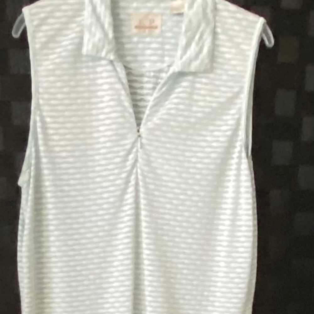 EP Pro Tour Tech, blue/ white golf shirt with zip front. Size L - Picture 4 of 6